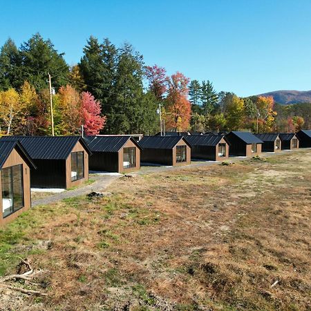 Emrose Luxury Cabins Brandon Exterior photo